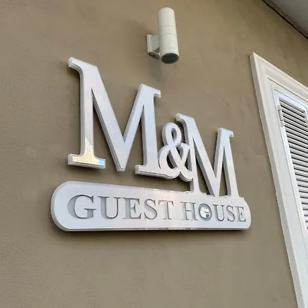 M&m *